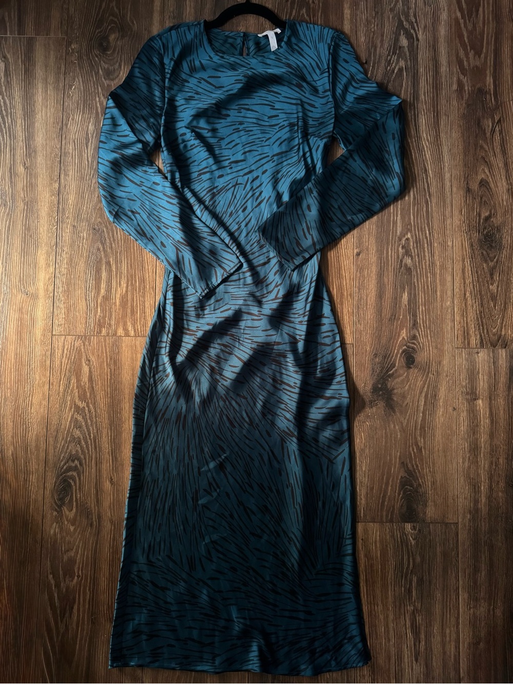 Leith Teal and Black Long Sleeve Midi Satin Dress Size S
